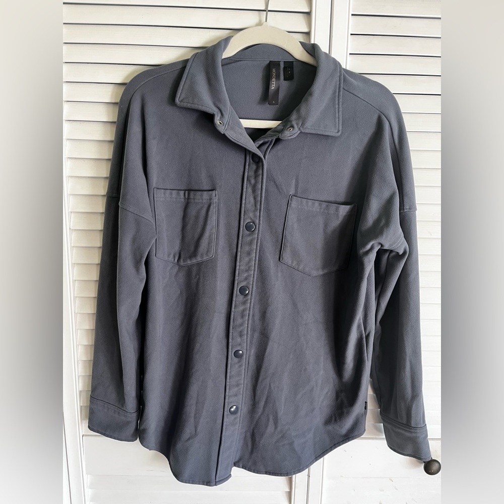 Mondetta Gray Button-Up Top